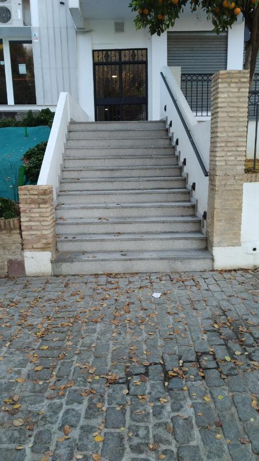 Apartamento Con Vistas Al Rio Guadalquivir En Triana, Sevilla Seville Exterior photo